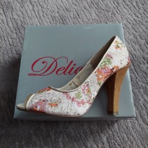 Beige and floral heels